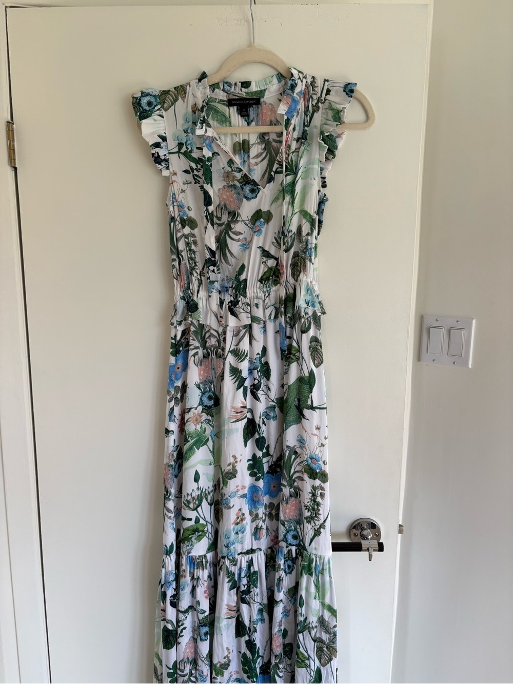 Floral Ruffle-Sleeve Maxi Dress Banana Republic